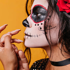 Tri-Color Halloween 7 Oz Vampire Makeup Palette for Adult and Kids